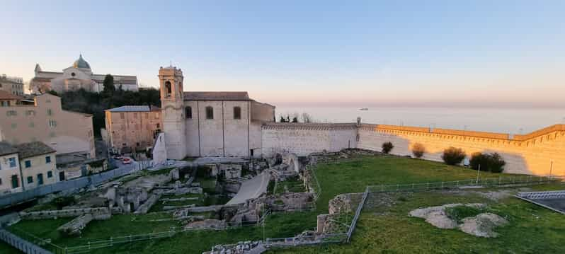 Recorrido A Pie Por Ancona - Cruzando Ancona | GetYourGuide