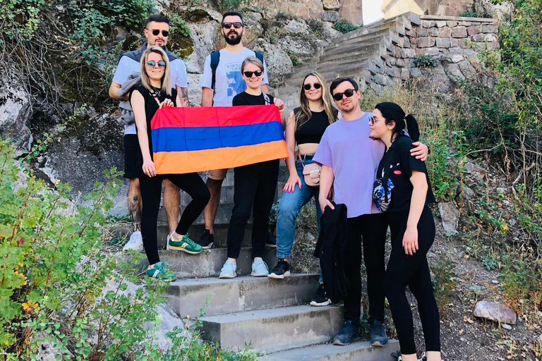 Yerevan: Vayots Dzor Private Tour with Geyser & Fortress