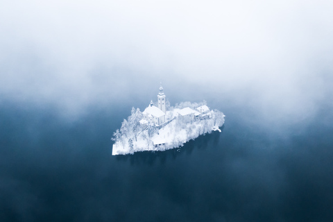 Bled: tour delle attrazioni della città con escursionismo e torta alla crema di Bled