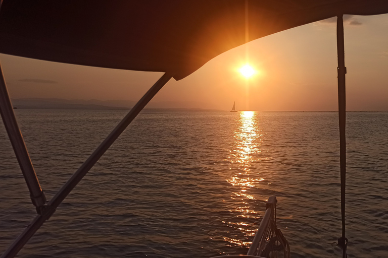 Haven van Nea Michaniona: cruise bij zonsondergang in de baai van Thessaloniki