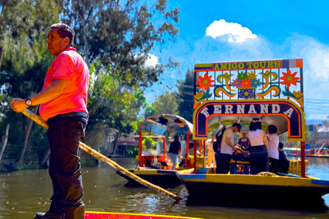 CDMX: Trajinera Party at Xochimilco Drinks, Music & Tacos