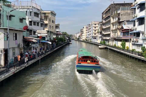 Bangkok: Wycieczka skuterem elektrycznym po dzielnicy Dusit