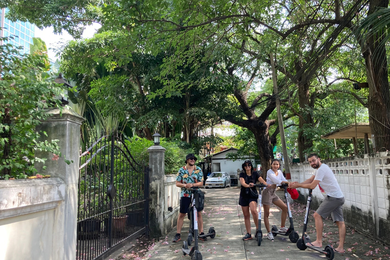 Bangkok : Visite en scooter électrique du district de Dusit