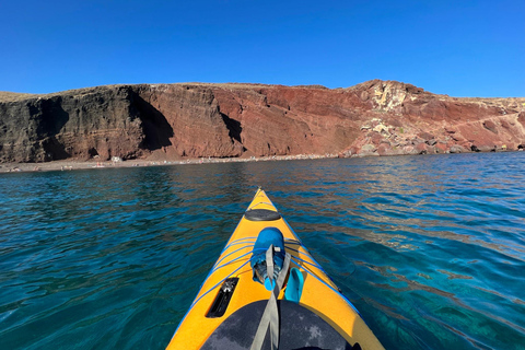 Santorini: Sea Caves Kayak Trip with Snorkeling and Picnic