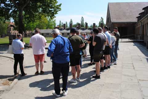 Krakow: Auschwitz-Birkenau Tour with Pickup & Lunch Option