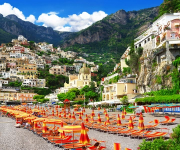 Positano: Private Transfer to Naples with WiFi
