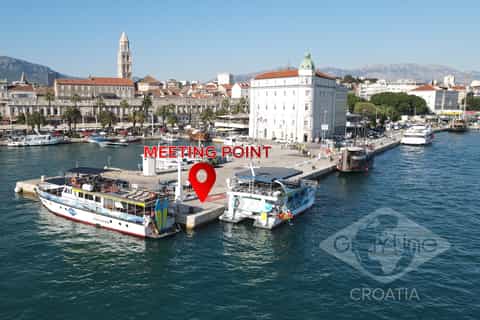Split: Blue Lagoon, Shipwreck, & Šolta with Lunch & Drinks