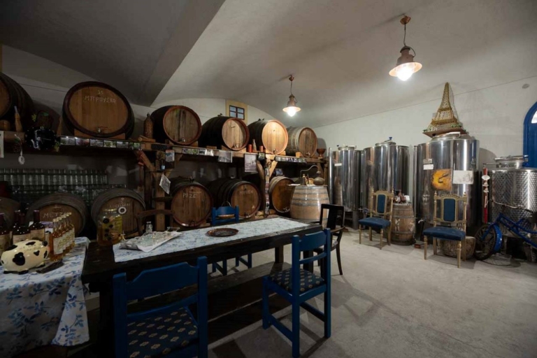 Santorini: Spirituosen-Tour mit Wein-, Bier- und Likörverkostung
