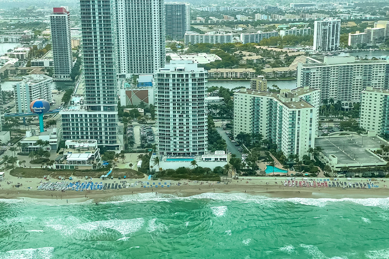 Miami Beach: Tour privato in aereo di South Beach con bevande