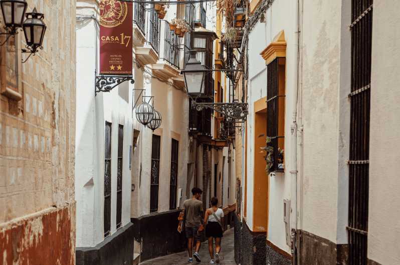Seville: Barrio de Santa Cruz Self-Guided Audio Tour