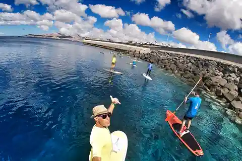 Puerto del Carmen: les stand-up paddlesurfen