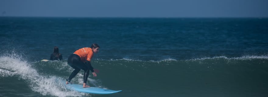 Leçon de surf en groupe