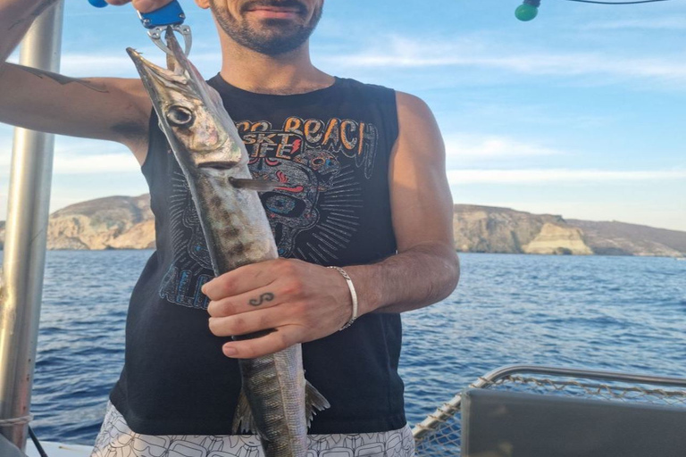 Santorin : Matinée privée de pêche en haute mer en bateau