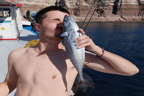 Santorin : Matinée privée de pêche en haute mer en bateau