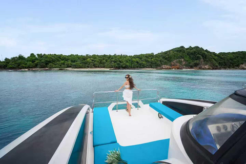 Phuket: Premium Speed Catamaran Tour to PhiPhi Maya Maiton Phuket: Premium Catamaran Tour to Phi Phi & Coral Island