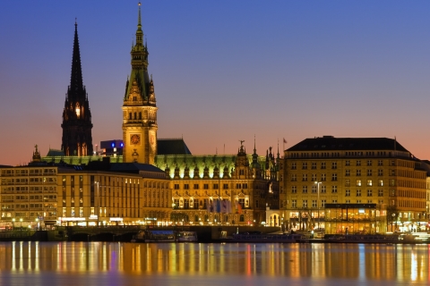 Hambourg : guide et audio intégrés à l'introduction de la villeHambourg: visite téléphonique à pied autoguidée de plus de 10 points forts de la ville