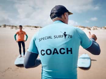 Family/children surf lesson