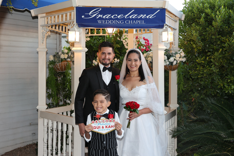 Las Vegas: Wedding or Vow Renewal at Graceland Chapel