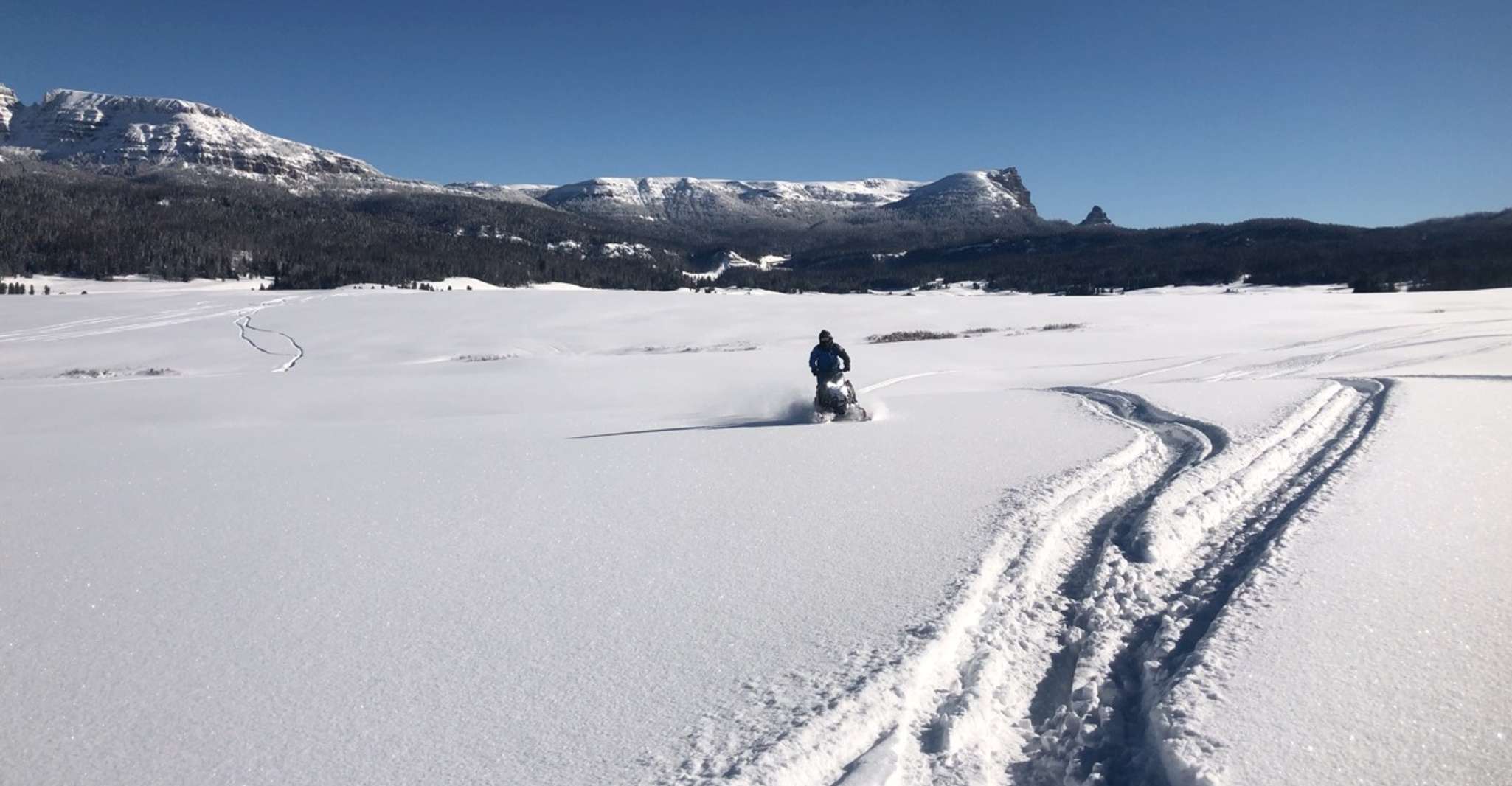Jackson Hole, Turpin Meadow Snowmobile Tour - Hizvo