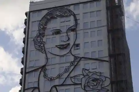 Evita e Borges: As vidas de grandes personalidades