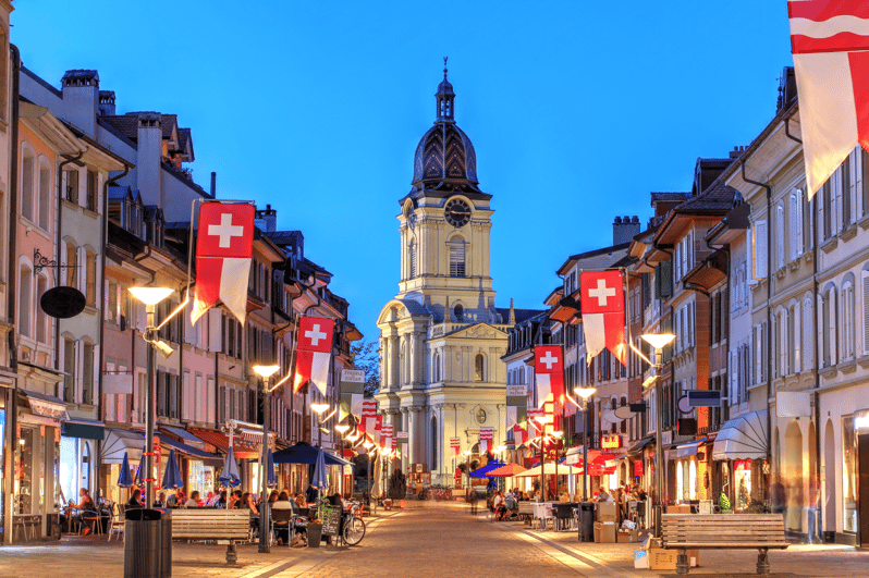 Lausanne Erster Entdeckungsspaziergang und Lesespaziergang GetYourGuide