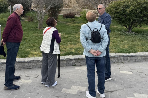 Baku: Old City Walking Tour & Coffee Storytelling Experience