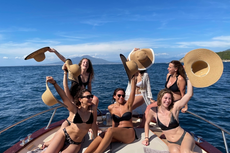 Van Sorrento: privécruise op Capri en Positano met zwemmen
