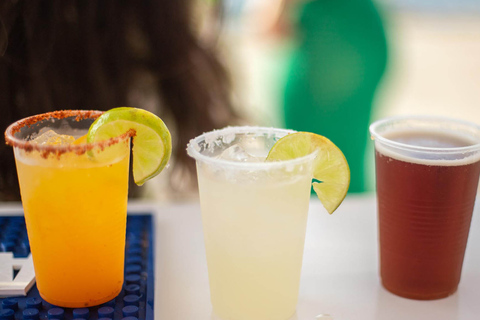 Cabo San Lucas: Sunset Party Cruise with Open Bar