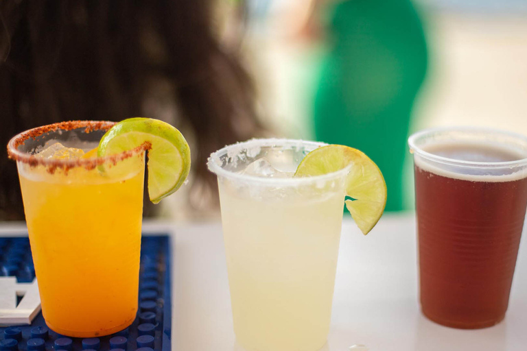 Cabo San Lucas: Sunset Party Cruise with Open Bar