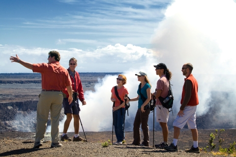 De Kona et Waikoloa: visite de découverte du volcan intimeExcursion d'une journée au volcan en petit groupe