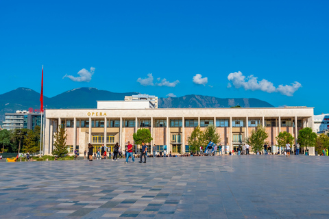 Tirana: tour guiado a pie de 3 horas por la ciudad