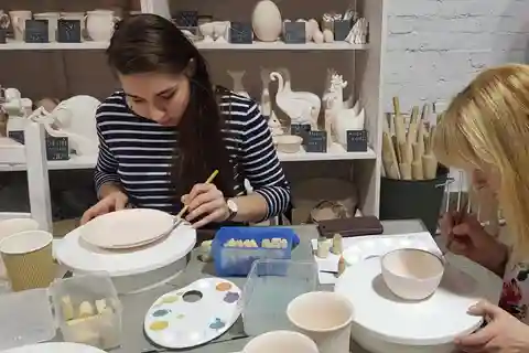 Varsovia: Taller de Cerámica Decorativa