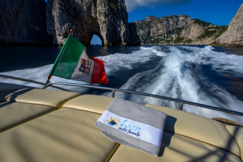 Z Sorrento: Prywatna wycieczka łodzią o zachodzie słońca na Capri