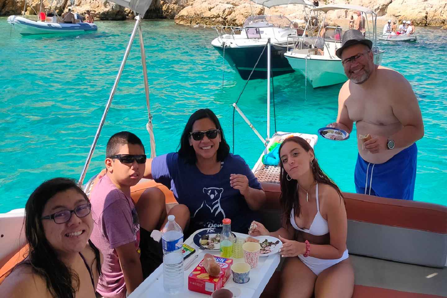 things to do in provence france | discover the treasures of the mediterranean sea in calanque