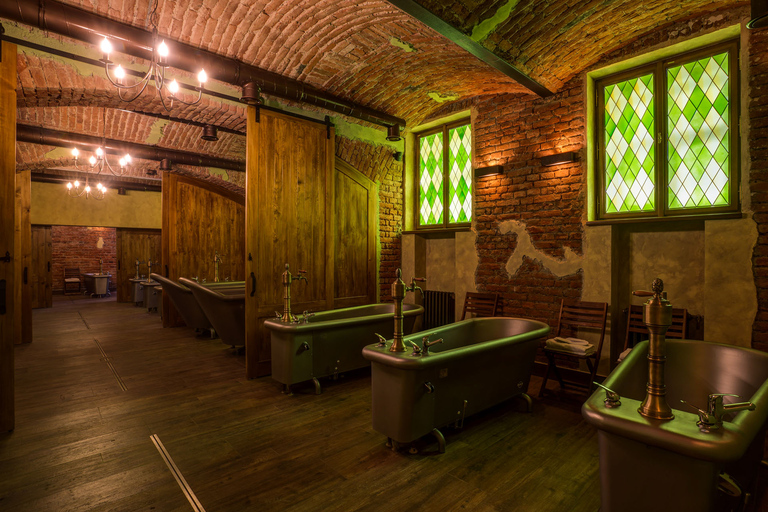 Praga: Baño Spa de Cerveza y Vino con Experiencia en Cueva de SalBeer Spa (bañera individual)