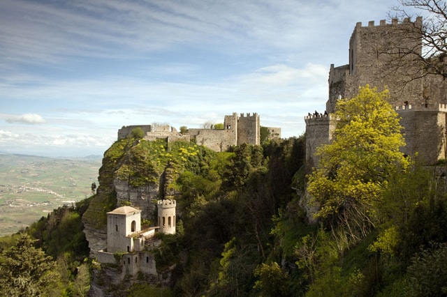 Visit From Palermo Erice and Marsala Day Trip with Lunch in Marsala, Sicily, Italy