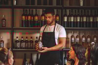 Zadar, cascades KRKA, dégustation de nourriture et de vin et visite de la vieille ville - Housity