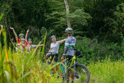 Siem Reap: Radtour durch die Landschaft am Morgen