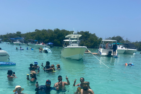 Depuis La Parguera : excursion d'une journée en bateau vers un banc de sable local