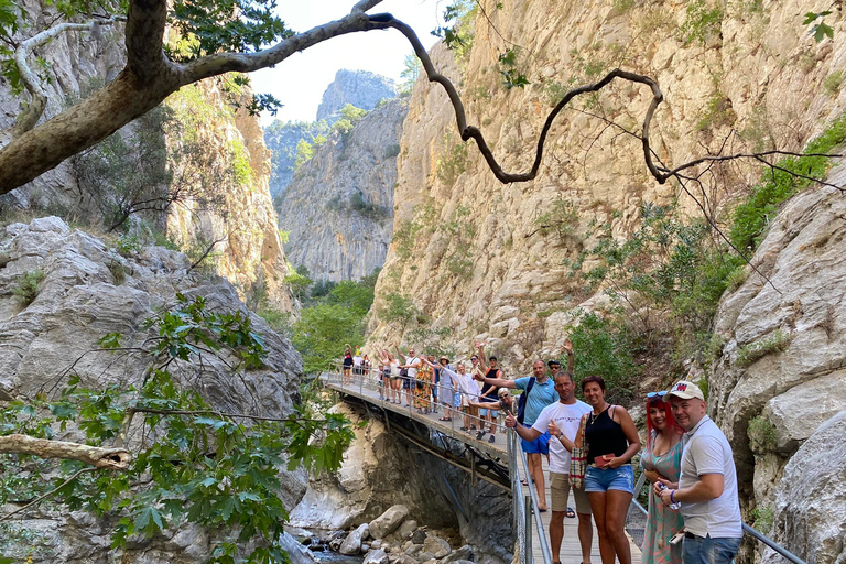 Alanya: Sapadere Canyon Watervallen &amp; Dwergen Grot TourTransfer van Alanya Centrum &amp; Kestel, Mahmutlar Hotels