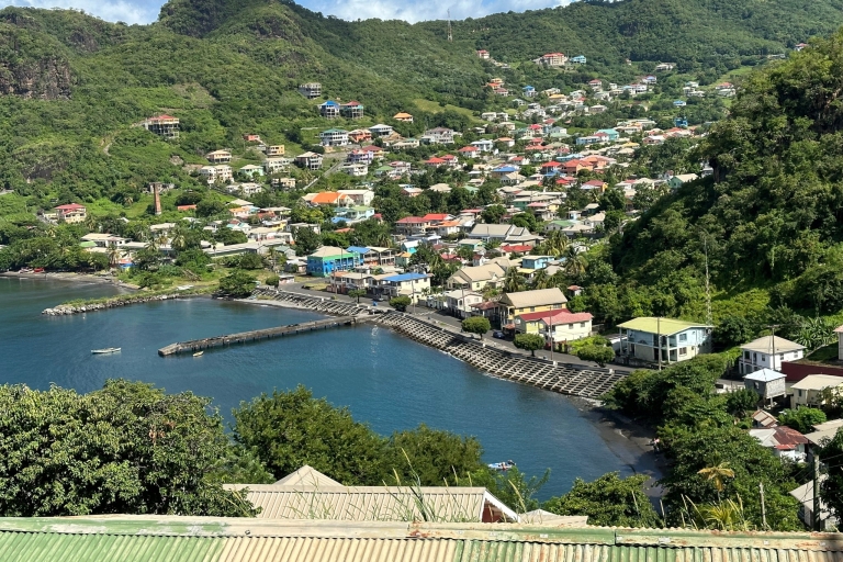 Kingstown: Fluch-der-Karibik-Tour und Strandbesuch