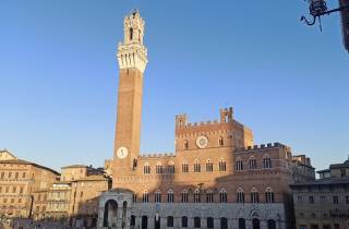 Von Florenz aus: Besuch von Pisa und Siena mit Verkostung im Chianti