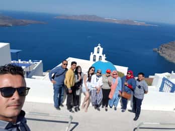 Santorini:Private Top Highlights & Hidden Gems Tour