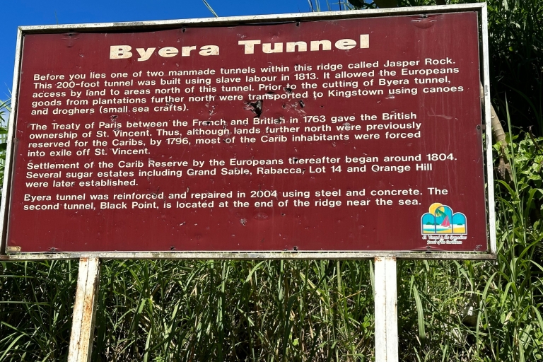 Visite de l'étang salé d'Owia et du tunnel de Black PointOption standard