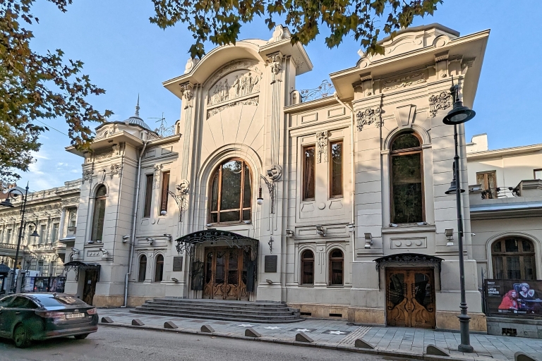 Das neue Tiflis und die Hinterhöfe - alternativer RundgangTour für kleine Gruppen