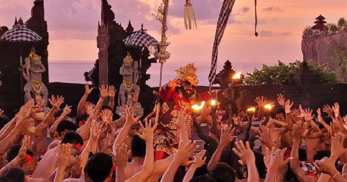 Bali Uluwatu Tempel En Kecak Dansshow All Inclusive Getyourguide