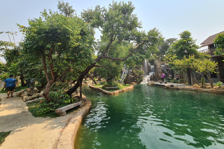 Chiangmai: Klebriger Wasserfall, Land der Engel und Wat ban den.