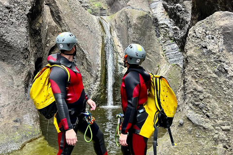 Canarias: Tenerife, Wet Canyoning Full day program