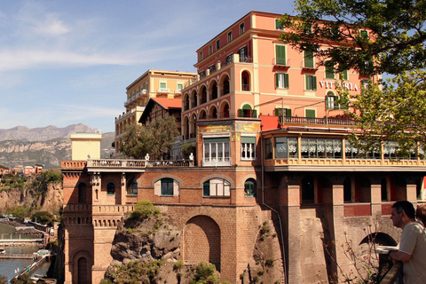 Naples Tour with Wine Tasting and SorrentoNaples tour &amp; Wine Tasting