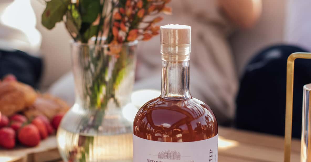 Afbeelding 13 van Amsterdam: Luxe rondvaart – optioneel uit te breiden met onbeperkte cocktails en snacks